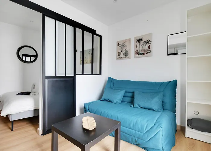 Charming 1 Bedroom With Sauna - Romainville 2