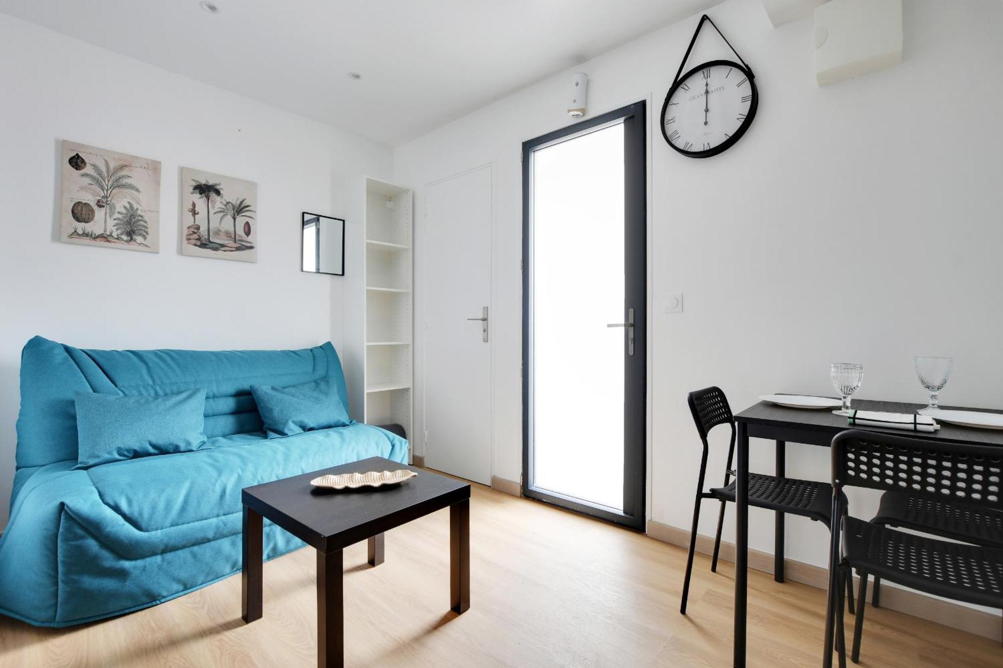 Charming 1 Bedroom With Sauna - Romainville 2 Apartment *